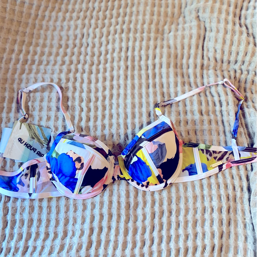 Sunseeker bikini top